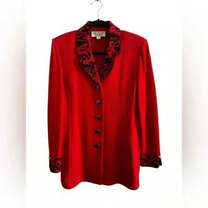 St John Women's 8 Jacket Red Knit Spotted Collar Button Front Shoulder Pads